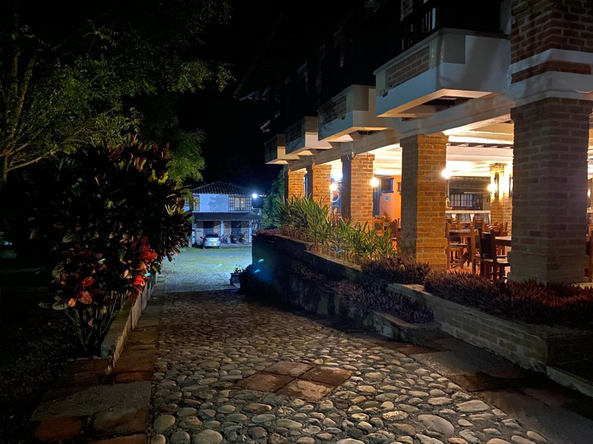 La Esperanza Hotel 2*